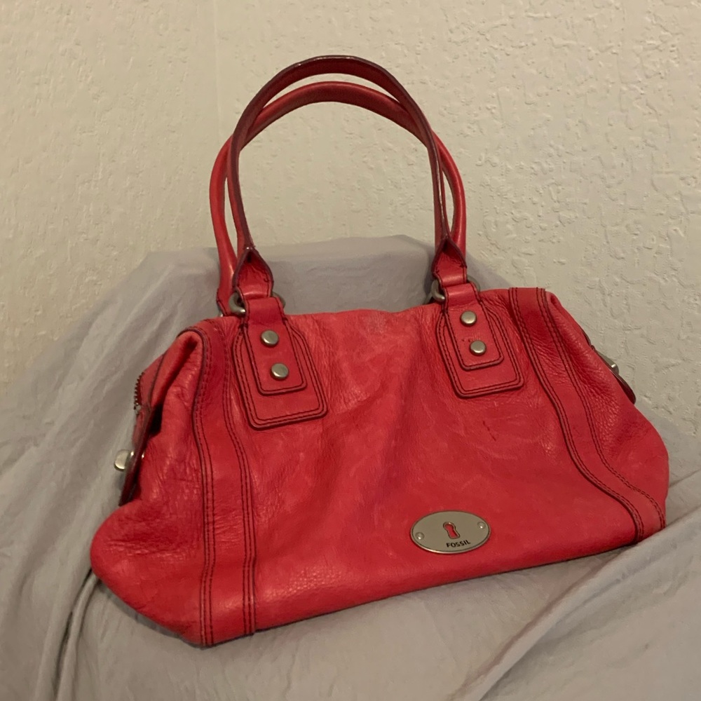 Fossil hand bag